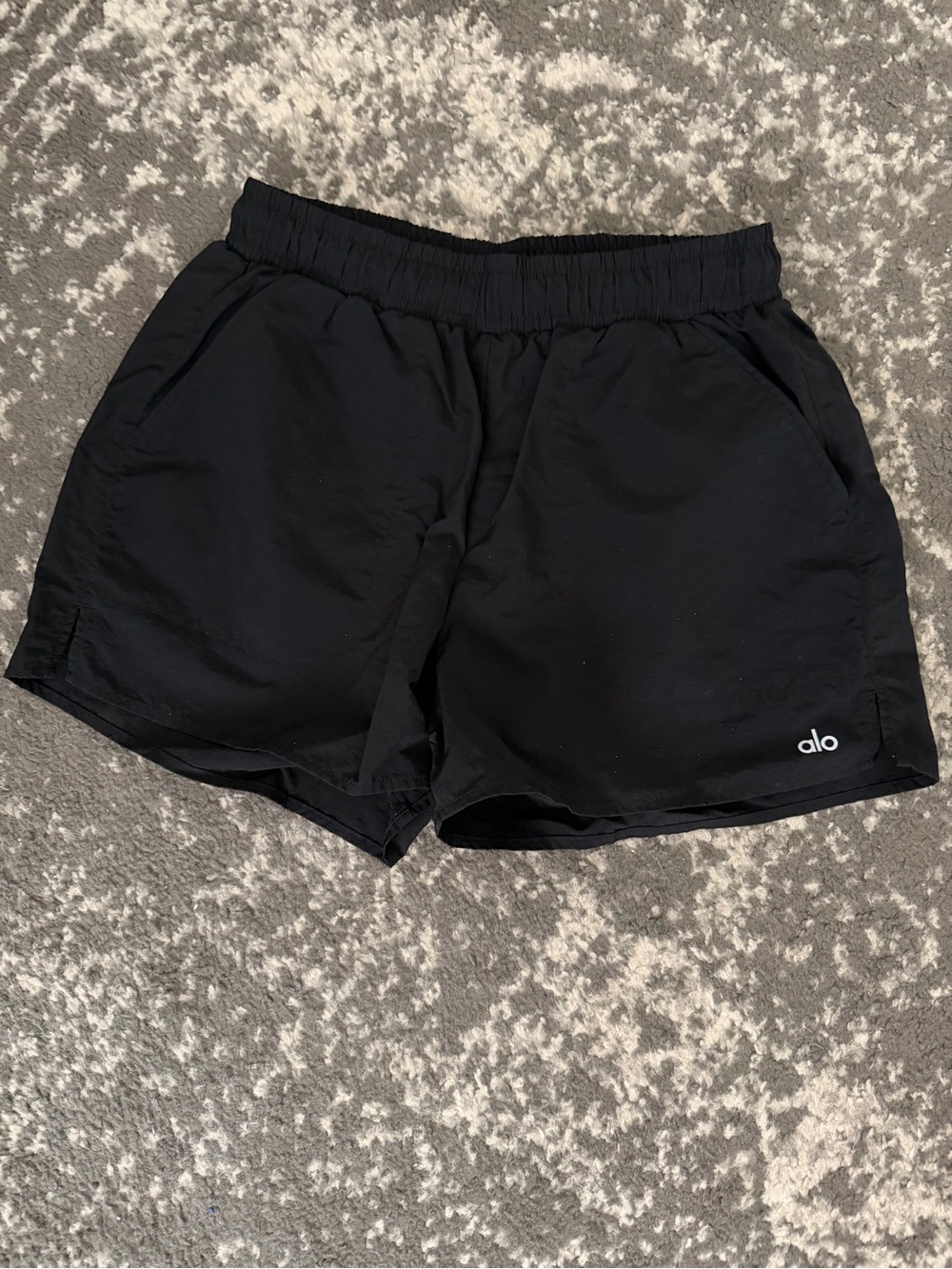 ALO Yoga Black “Alumni” Elastic-Waist Shorts